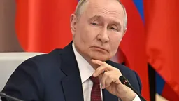 Путин продлил разрешение иностранным компаниям платить за российский газ не только через Газпромбанк