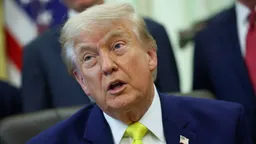 Нетаньяху согласился с просьбой Трампа отложить ответные удары по Ирану